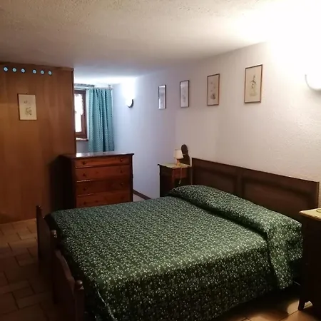 La Maison De Mettelira Apartment Courmayeur